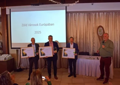 2025. november 28-án a Magyar Faápolók Egyesülete nemzetközi konferenciát szervezett Faápolás Magyarországon és Közép-Európában címmel